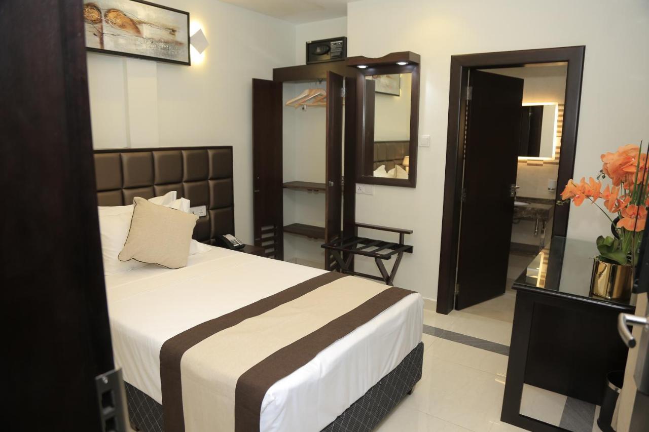 Viveka Hotel Colombo Kalubowila West Zewnętrze zdjęcie